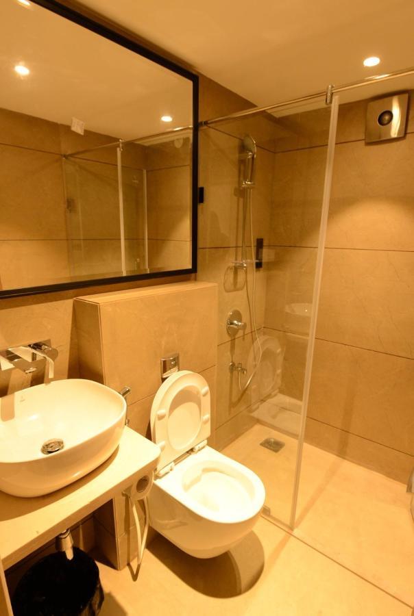 Hotel Anupam Residency Bombaj Zewnętrze zdjęcie